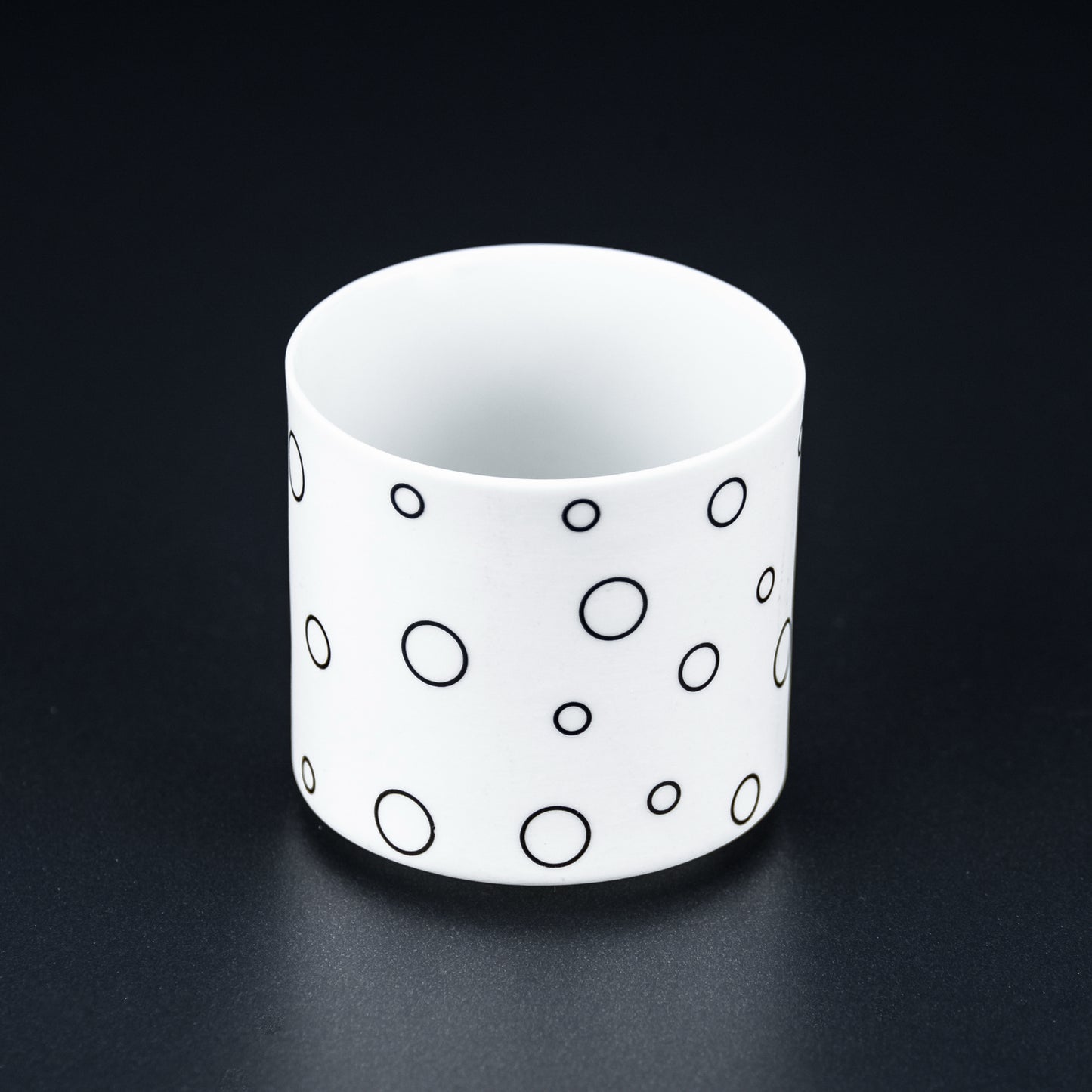 Teelichthalter aus Porzellan Circle – Vase / Glasvase / Deko-Vase – stilvolles Wohnaccessoire & Dekoartikel aus Europa