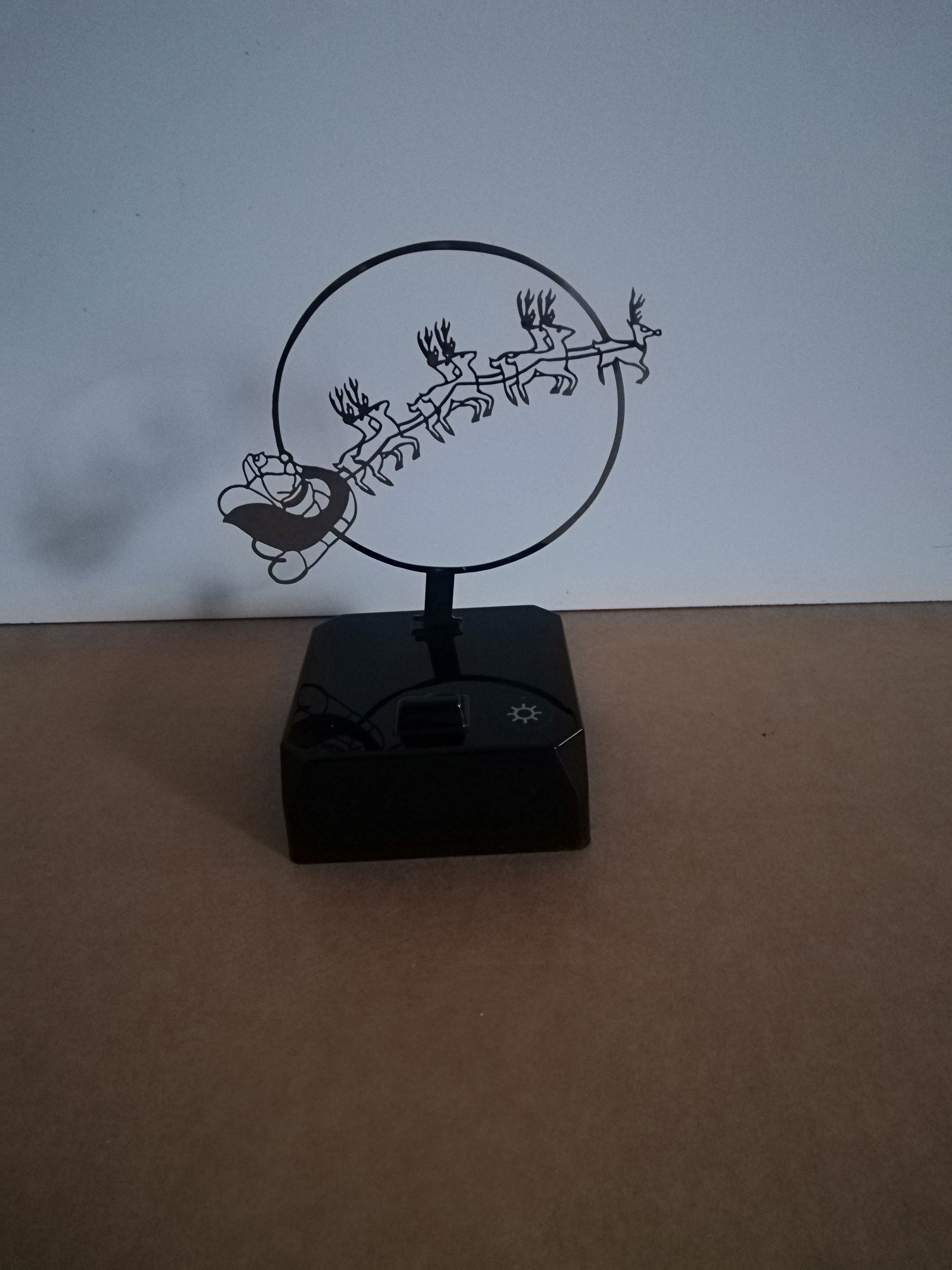 LED Tischlampe mit Schattenspiel Shadow Motiv Santa Claus