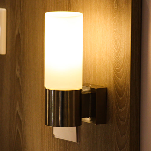 Bad- und Spiegelleuchte 'Tangens'