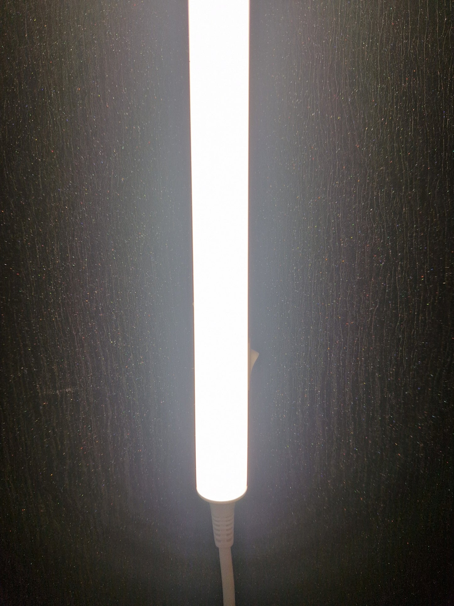 Vesio LED-Lichtleiste 60cm 9W mit Schalter