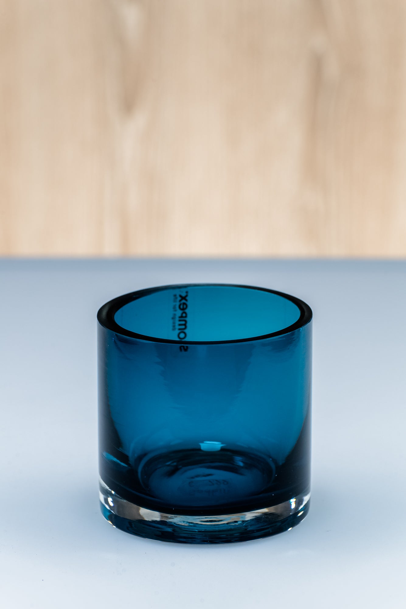 SPARK Dekoglas Glas Dunkel Blau Teelichthalter – Vase / Glasvase / Deko-Vase – stilvolles Wohnaccessoire & Dekoartikel aus Eu