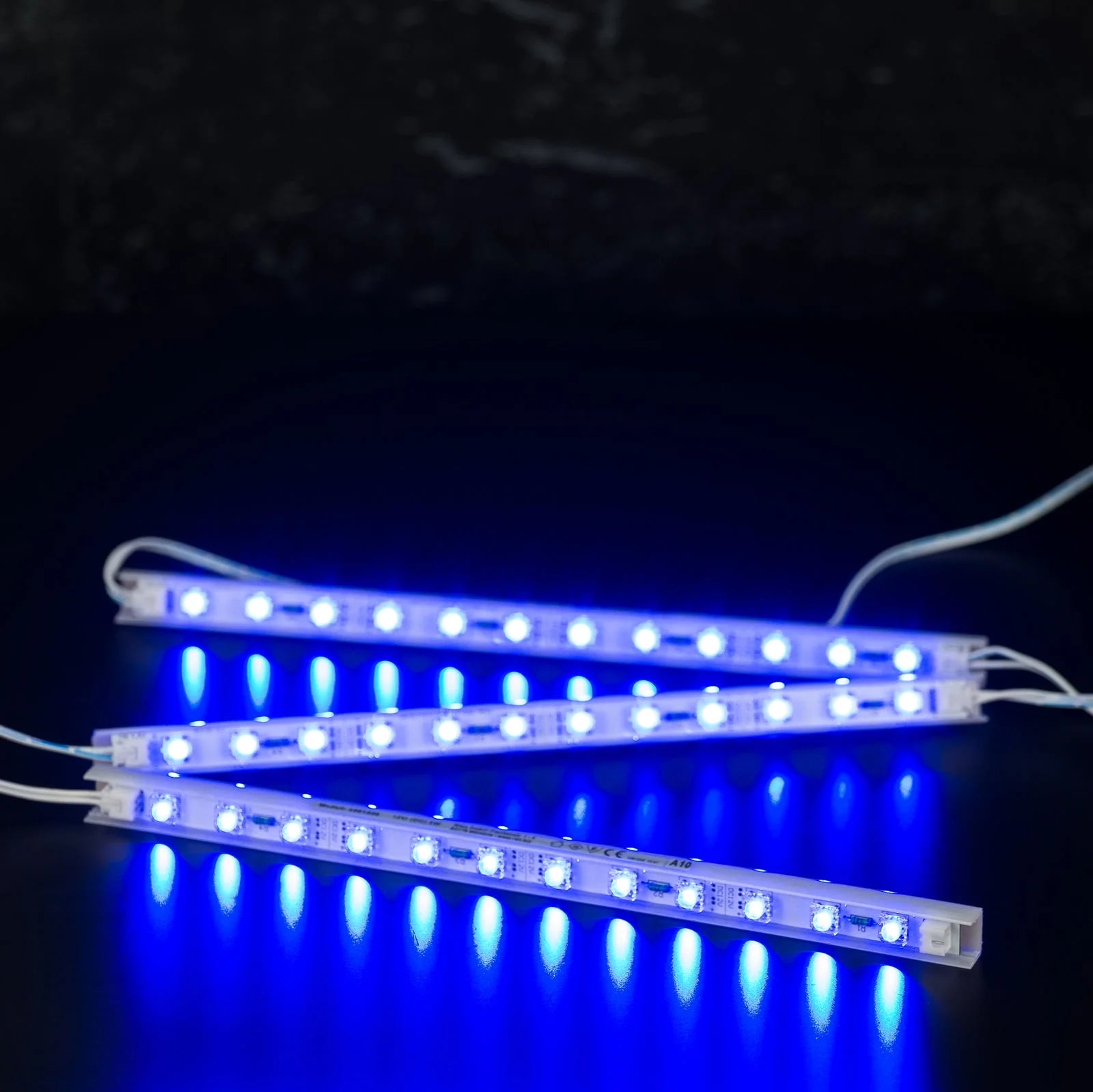 Energieeffiziente Unterbauleuchte 3x 26cm je 1W LED Sticks LED Lichtle