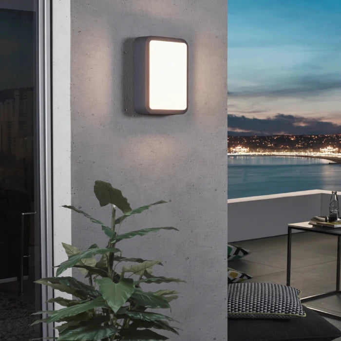 Flache LED Außenwandleuchte Trosona rechteckig flach grau 12W IP44