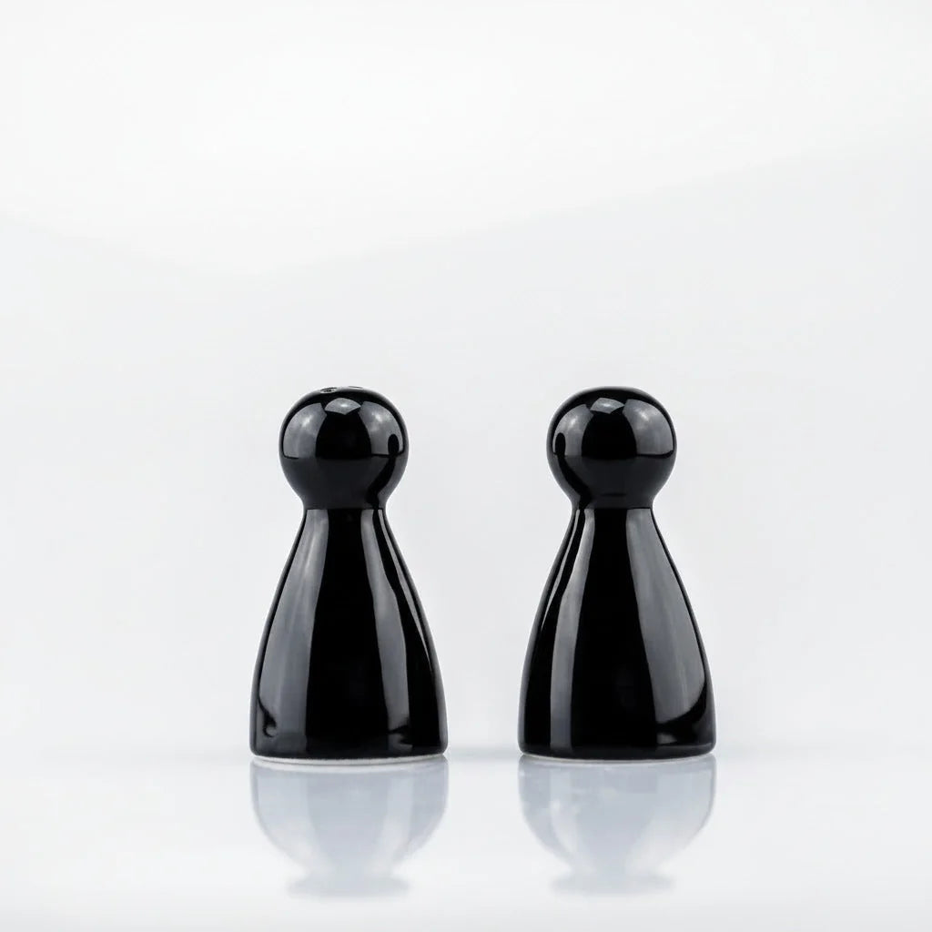 Schwarz Peppy & Sally 8cm Salzstreuer Pfefferstreuer 2er Set Porzellan – stilvolles Wohnaccessoire & Dekoartikel aus Europa