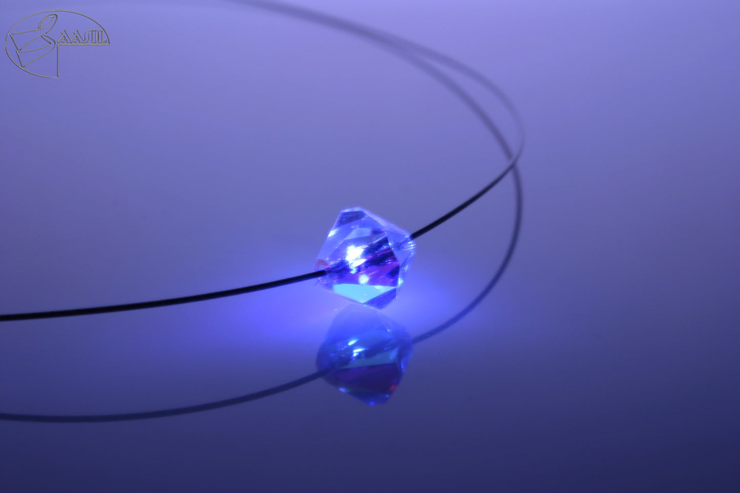 Armband LED Kristall Bicone Weiß Crystal mit Swarovski®- Elements – stilvolles Wohnaccessoire & Dekoartikel aus Europa