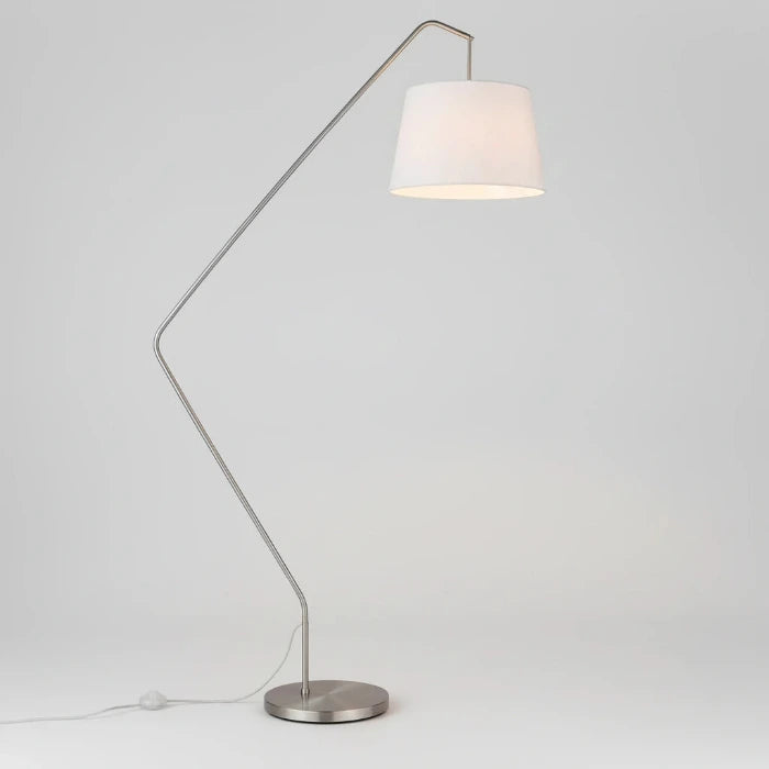 Design Bogenlampe DUBLIN 225 cm mit weißem Stoffschirm – von Villeroy & Boch