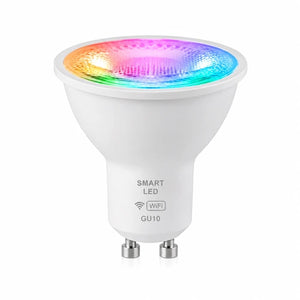 GU10 Smart LED Leuchtmittel RGB – bunt leuchtende WLAN-Spotlampe mit Stiftsockel auf weißem Hintergrund