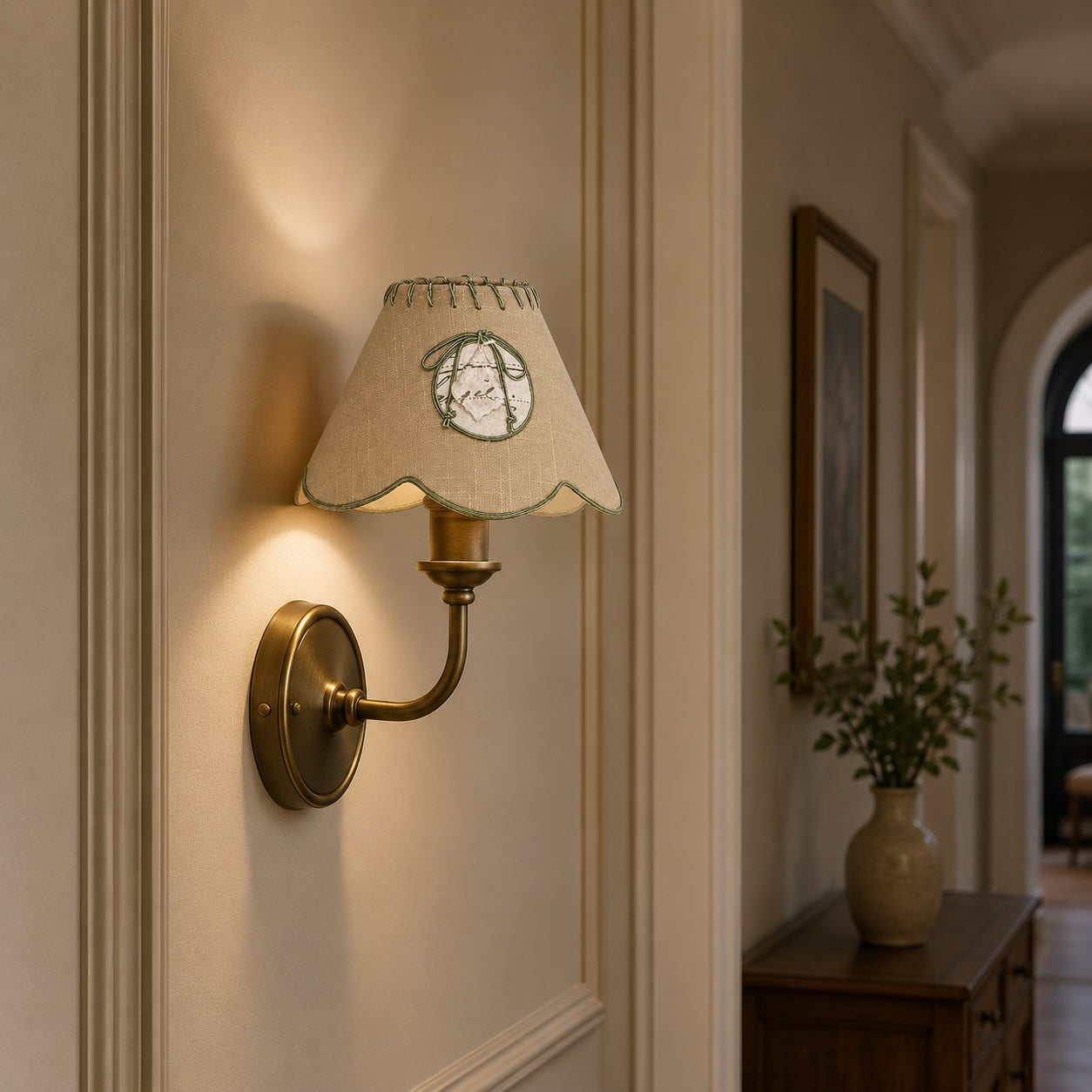 Lampenschirm in Beige für Wandleuchte in Flur