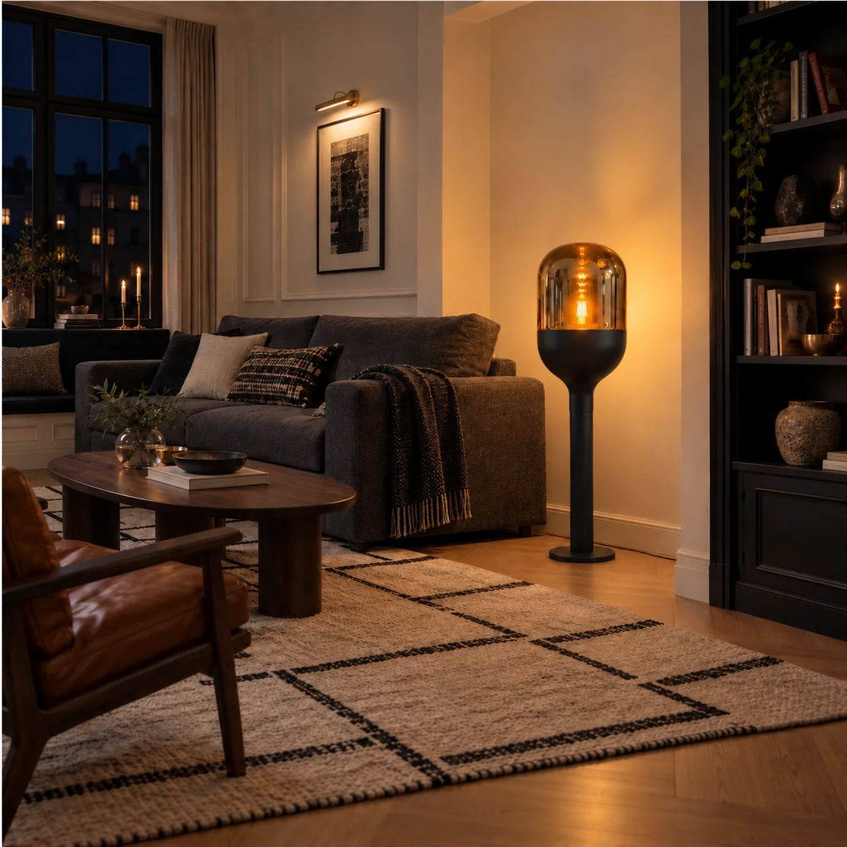 Die Sompex DOME Stehlampe in Schwarz und Gold
