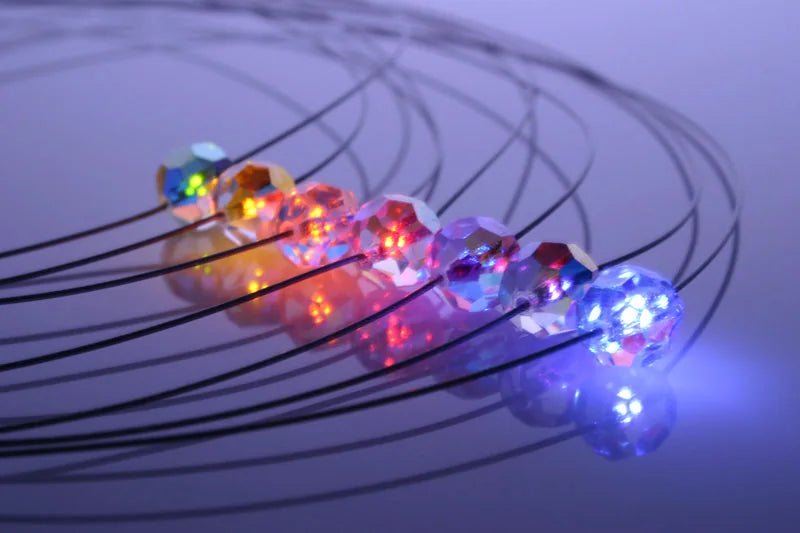 Leuchtende Halskette – Ball (geschliffen) – Rot – Swarovski® Elements