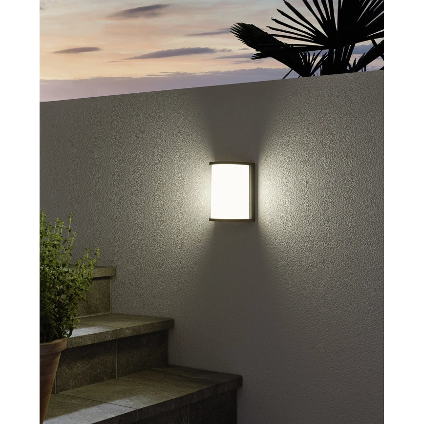 Weiße EGLO DESELLA LED Außenleuchte für Hauswand und Hauseingang