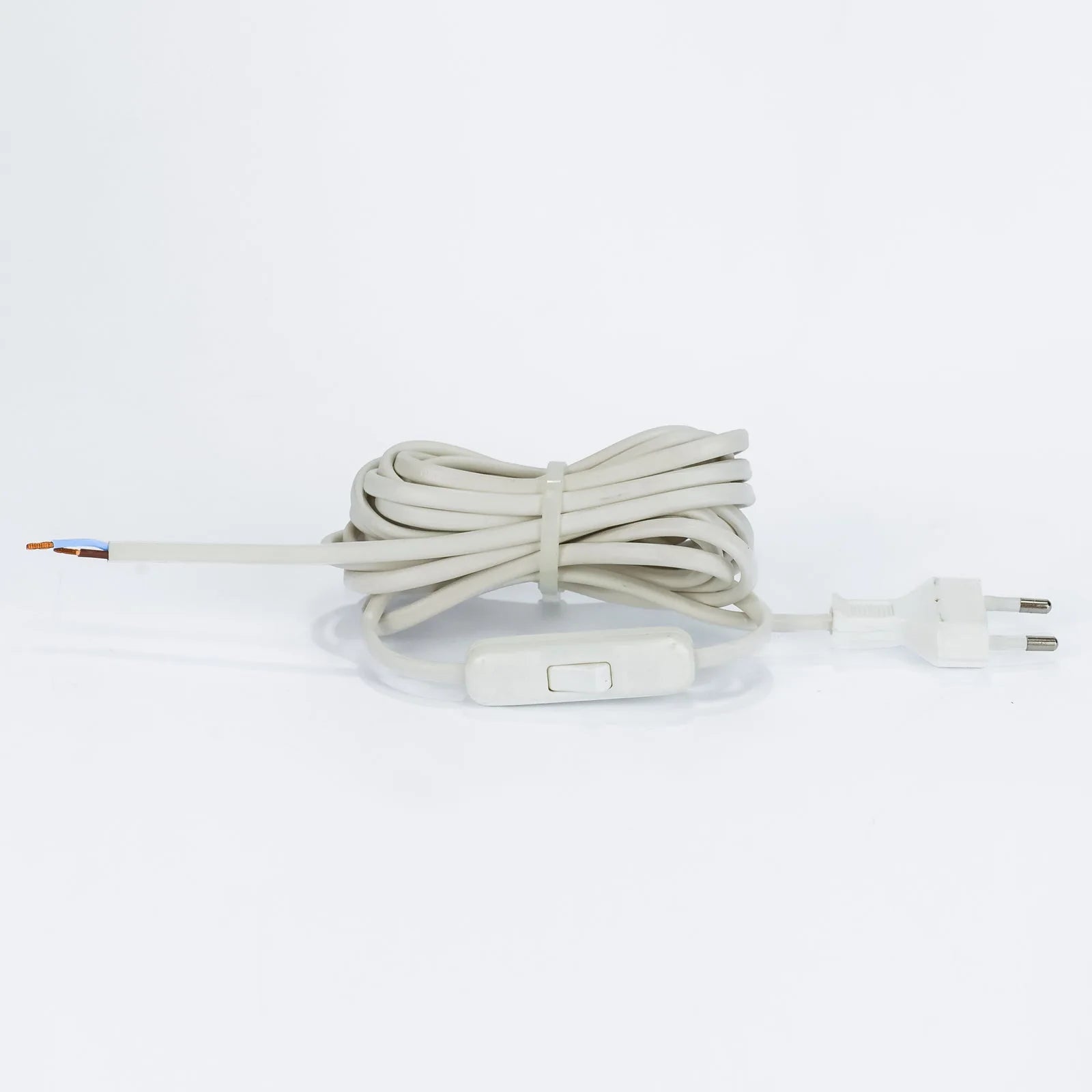 Euro Anschlußleitung weiß 4m Kabel mit Eurostecker mit Schalter