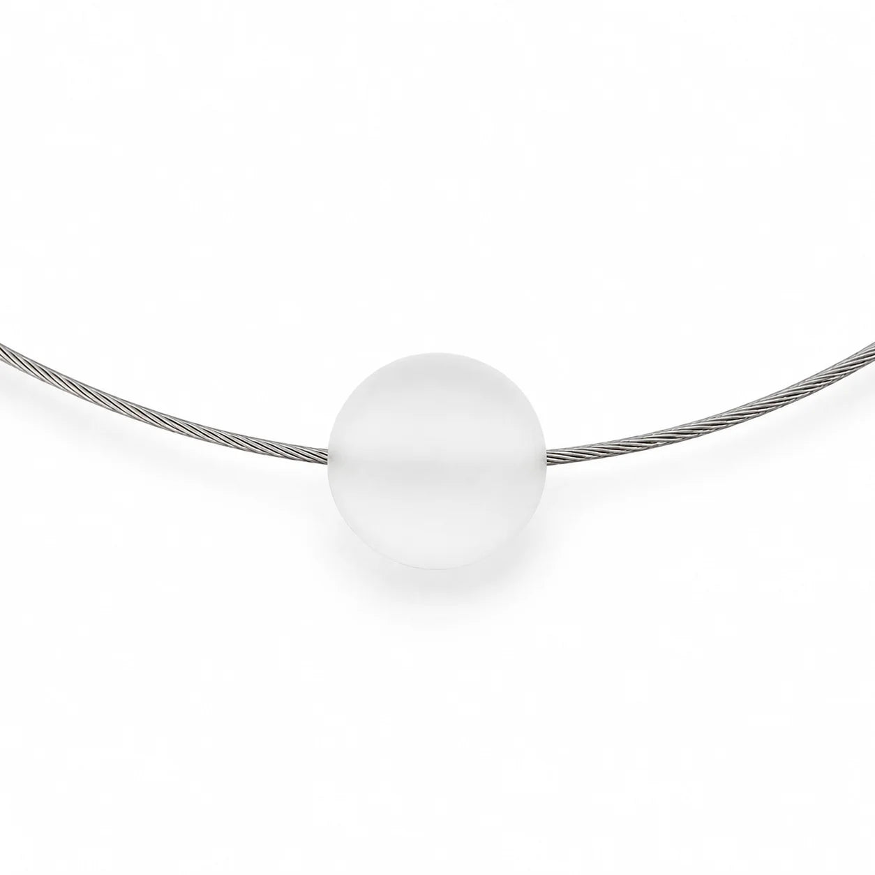Firejewel LED-Collier 40072 mit kleiner neutraler Milchglas-Kugel im ausgeschalteten Zustand