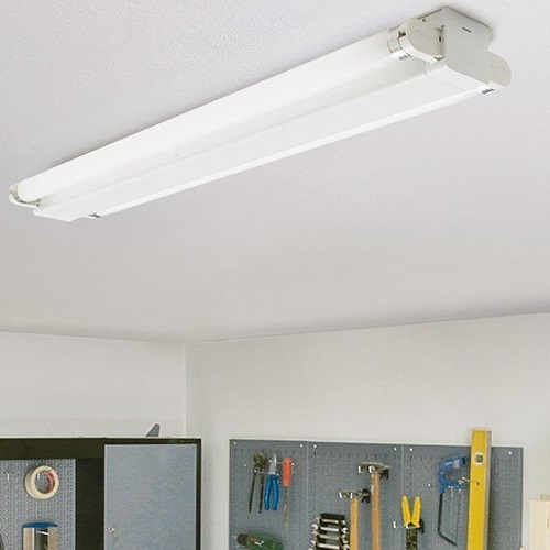 Freistrahlende Lichtleiste 2x36W Leuchtstofflampe Neonröhre Neonlampe