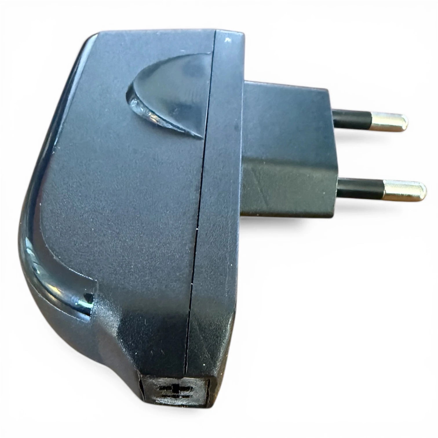 LED Netzteil 12V 500mA Steckernetzteil mit EU Stecker und Strich Punkt Anschluss