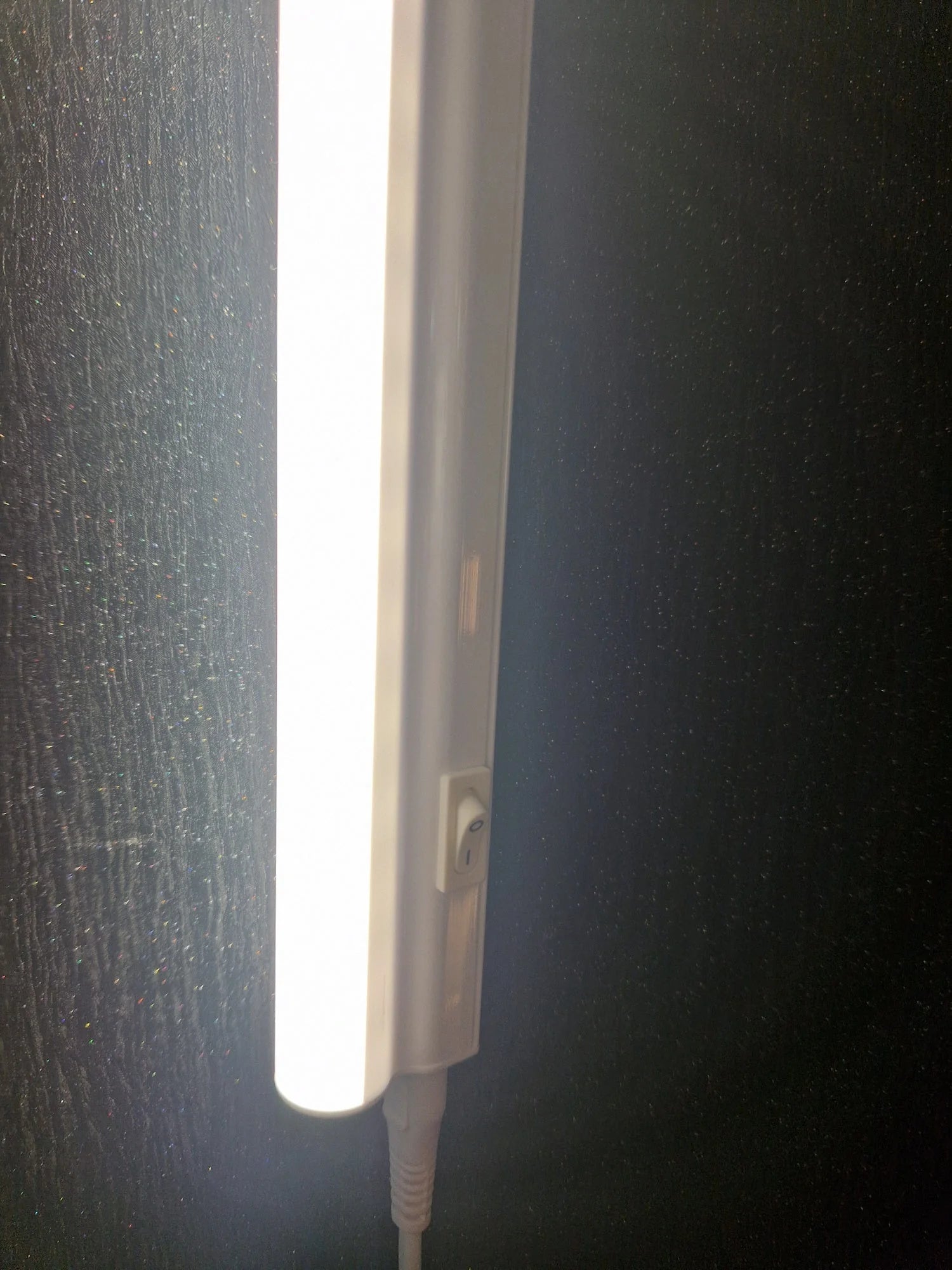Vesio LED-Lichtleiste 60cm 9W mit Schalter