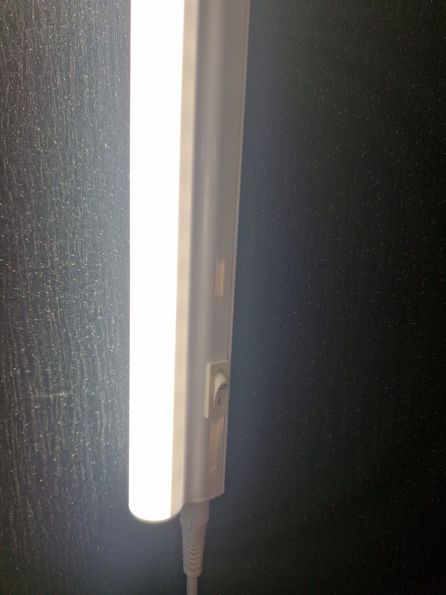 Vesio LED-Lichtleiste 120 cm 16W mit Schalter