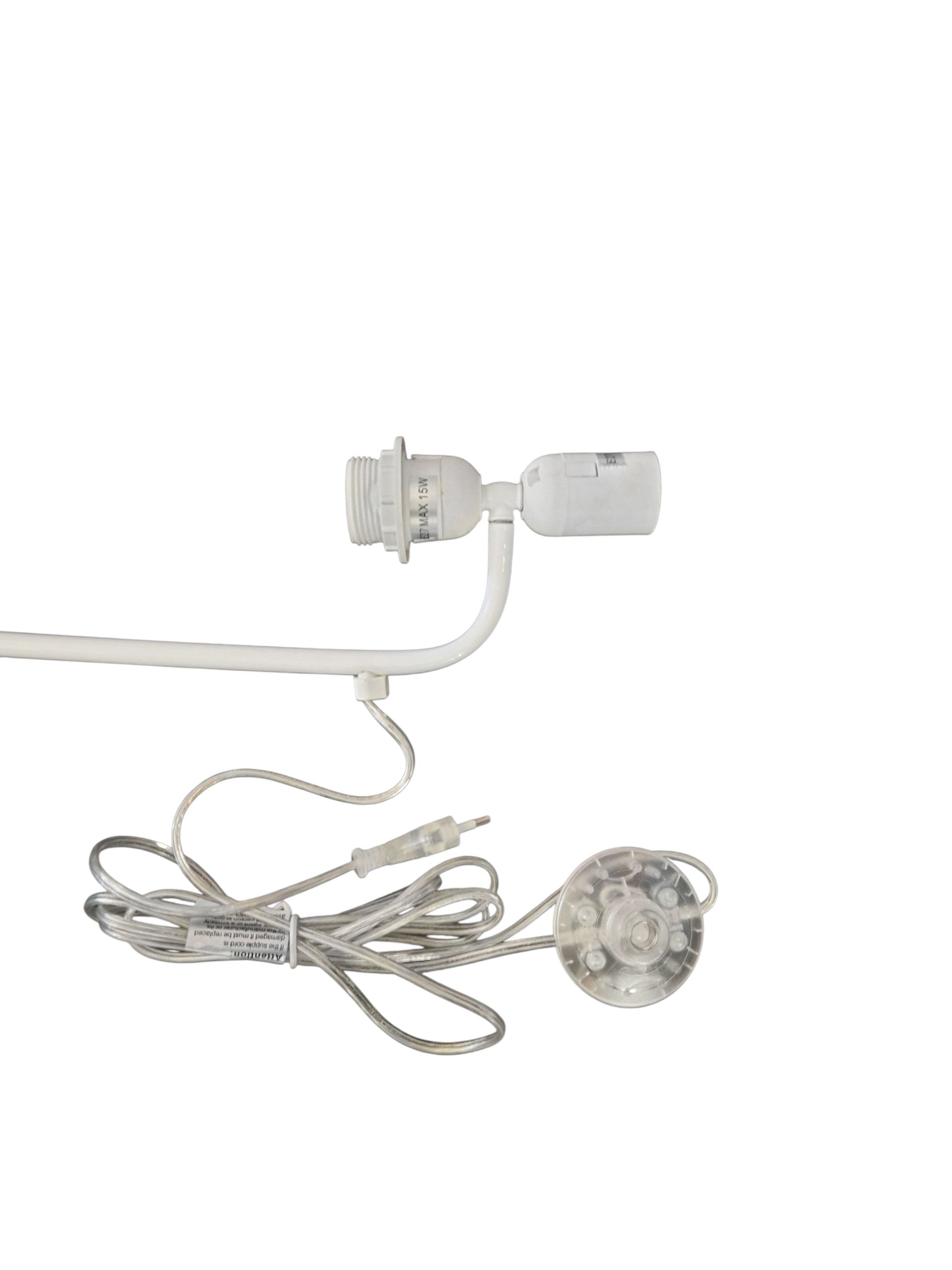 Lampengestell mit 4x E27 Fassung max 15W Metall weiß Ersatzteil Stoff Stehlampe Innenleben Reparatur Stange 70cm mit Steckerkabel 265cm mit Schalter transparent Sompex 96157 