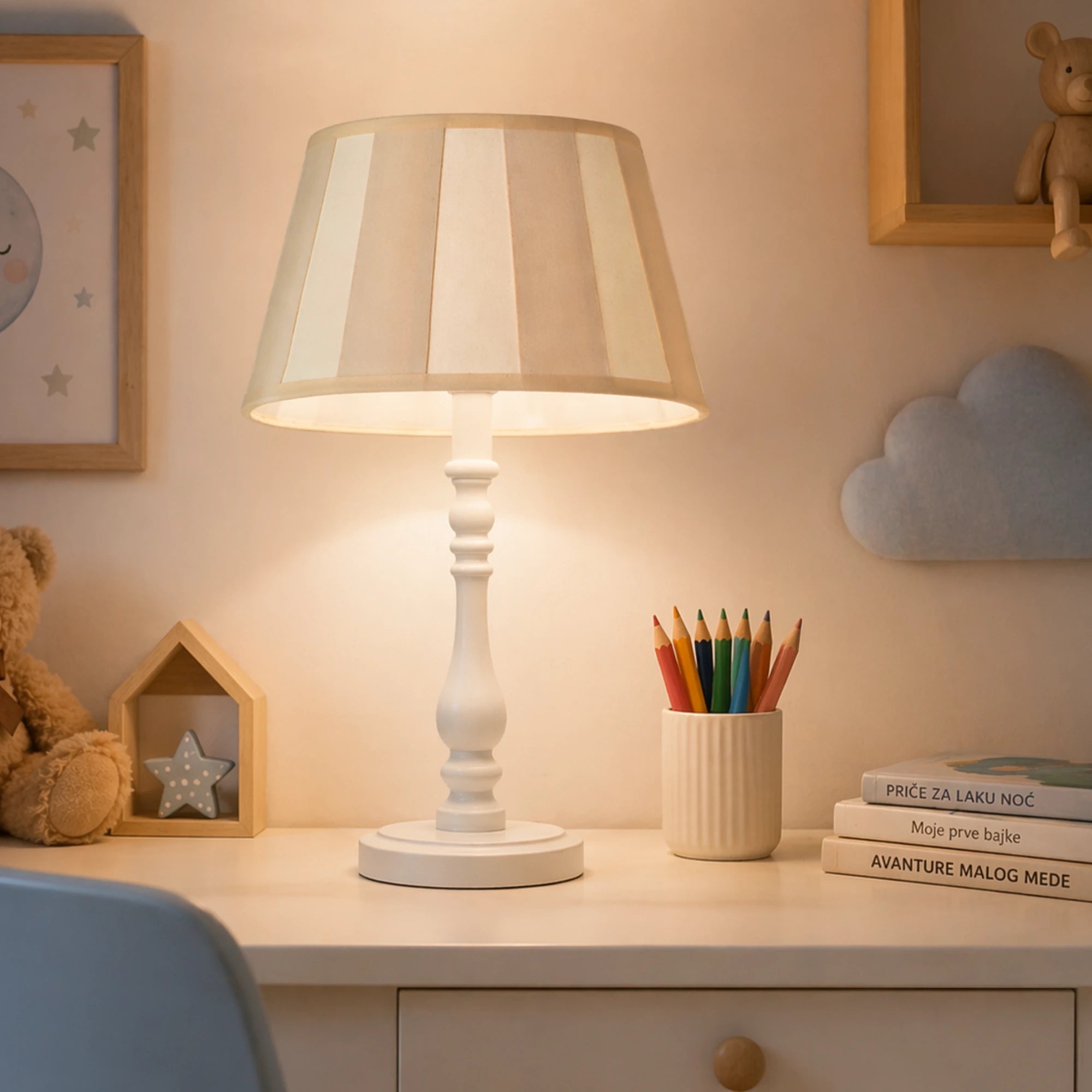 Various Lampenschirm creme mit Streifenmuster für Tischlampen und Wandleuchten, E27