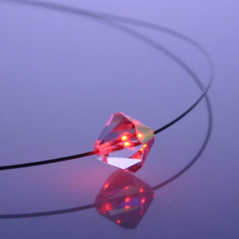 Leuchtende Halskette – Bicone (geschliffen) – Rot – Swarovski® Elements