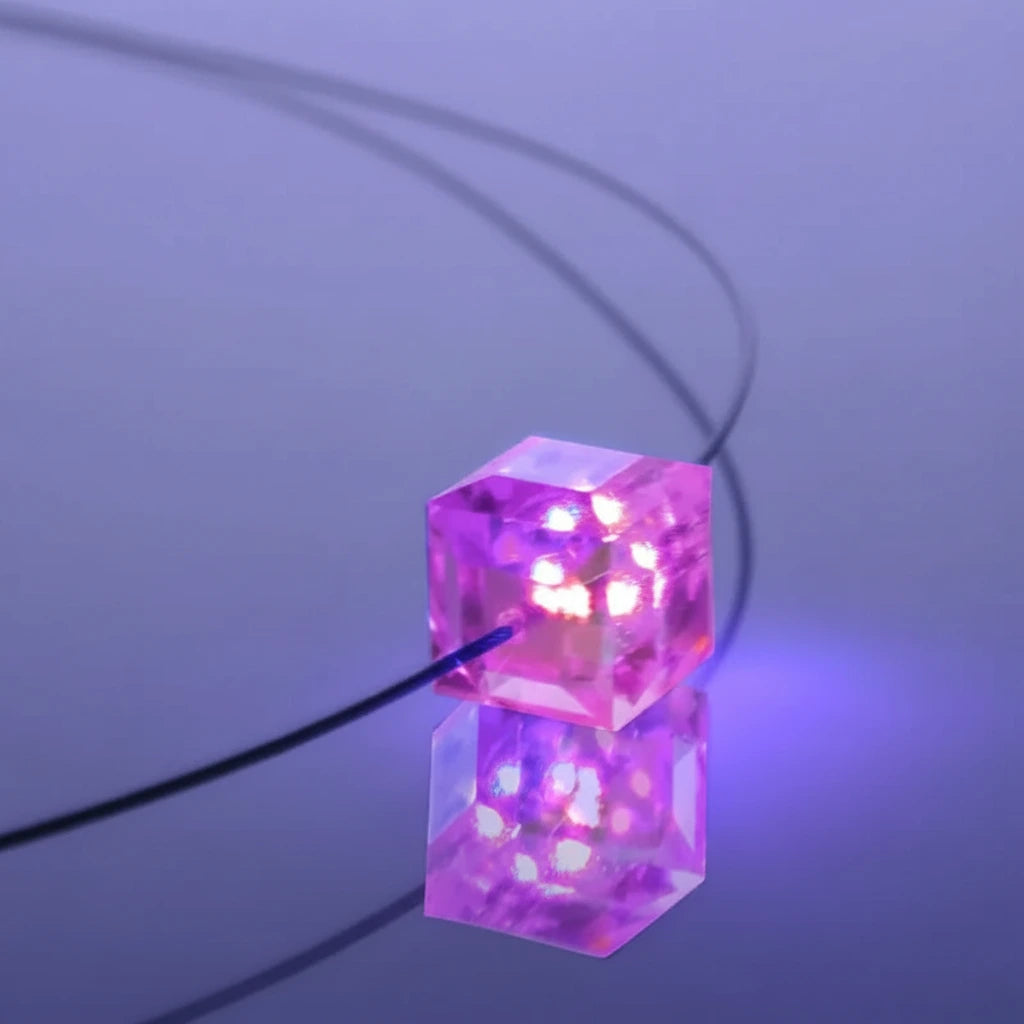 Leuchtende Halskette – Cube (geschliffen) – Pink (Rosa) – Swarovski® Elements