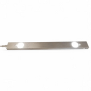 LED Unterschrankleuchte 53 cm aus gebürstetem Aluminium mit Schalter auf weißem Hintergrund