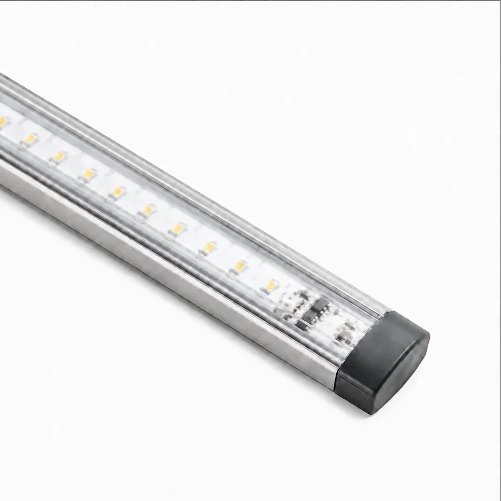 Detailaufnahme der Olbia LED Lichtleiste 7 W mit Aluminiumprofil, LED-Anordnung, transparenter Abdeckung .