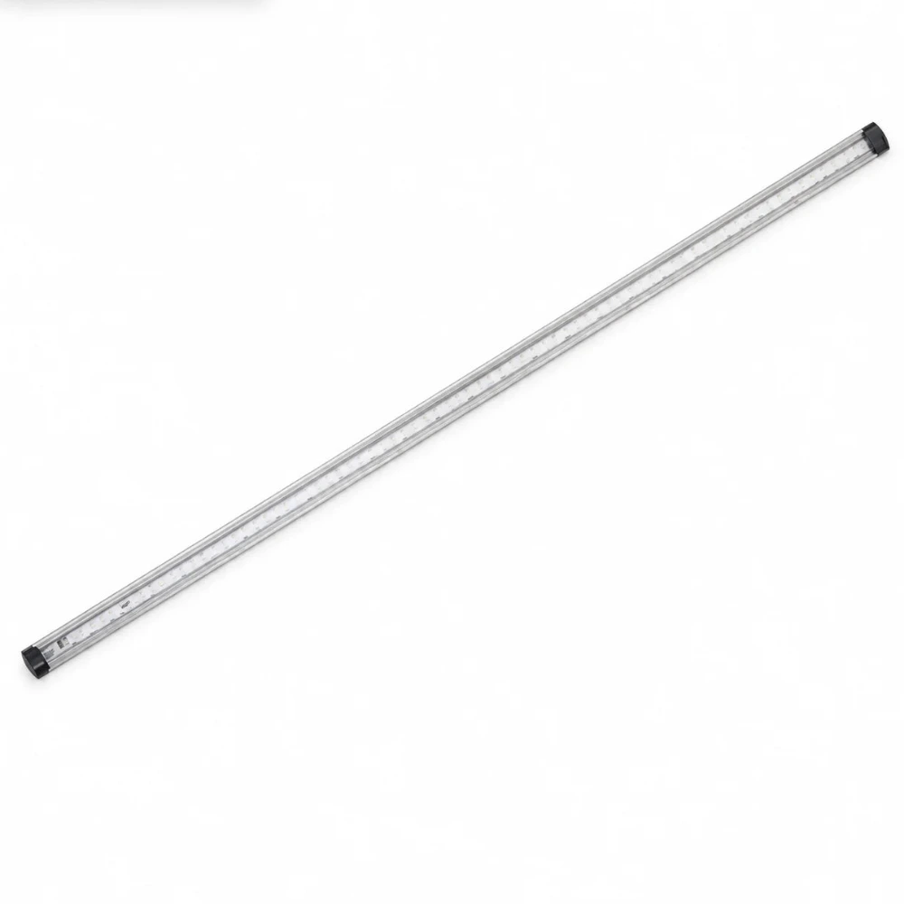 Olbia LED-Lichtleiste 80 cm mit 11 W und Touchdimmer auf weißem Hintergrund