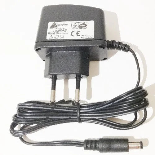Steckertrafo 100-240V 6V 1.45A Stecker Trafo Flach – LED-Treiber 24V