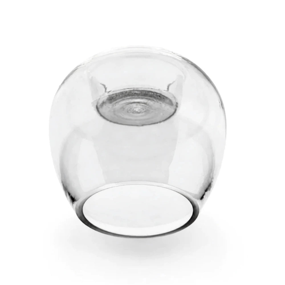 Transparentes 2-in-1 Teelichtglas aus Glas in umgedrehter Position als Kerzenständer