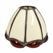 Tiffany Lampenglas in Creme mit bernsteinbraunen Glasornamenten und dunkler Metalleinfassung im Jugendstil