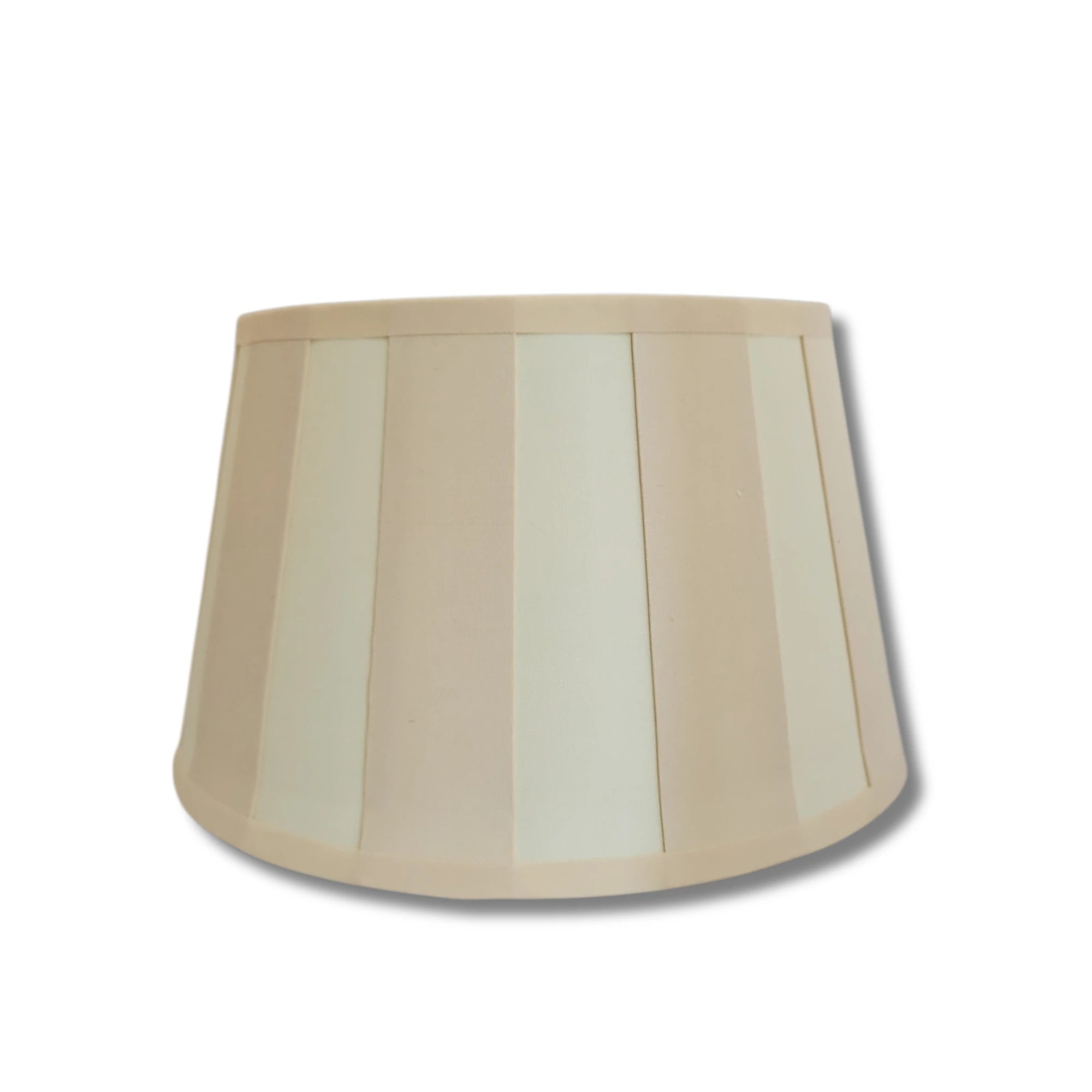 Various Lampenschirm creme mit Streifenmuster für Tischlampen und Wandleuchten, E27