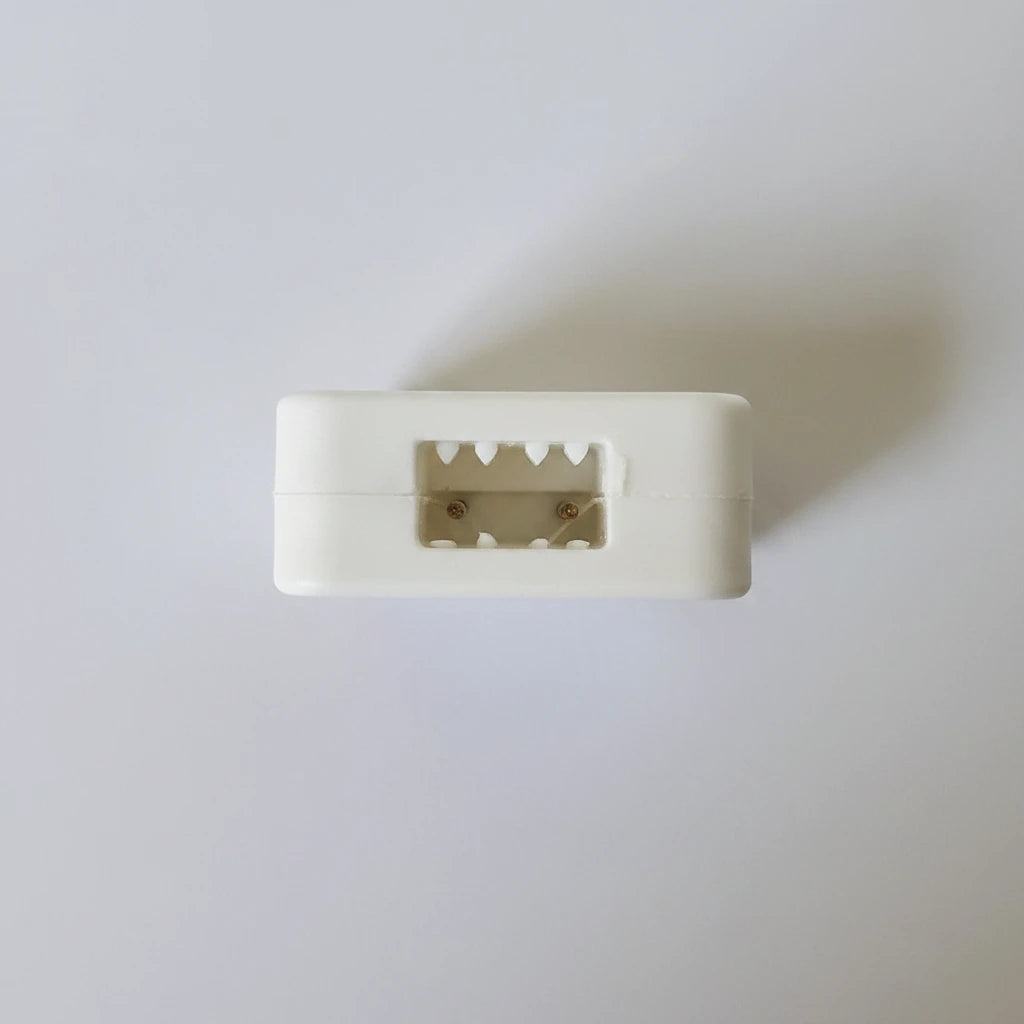 Verbinder Connector 2-polig für LED Streifen Stripes 230V 220V AC plus minus pol 2 pinne