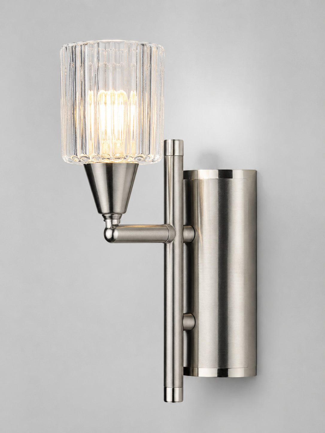 Kleine Wandleuchte Spira Messing mit geriffelten Glas klar G9 dimmbar wandfackel gold mit lampenglas klar eglo 83747
