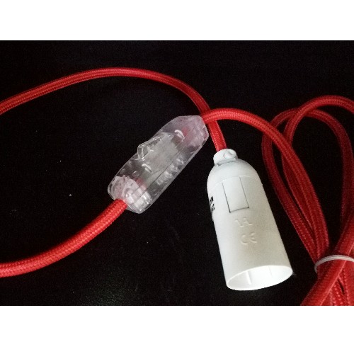 E14 Lampen Fassung mit Kabel Schalter und Stecker, Textil rot